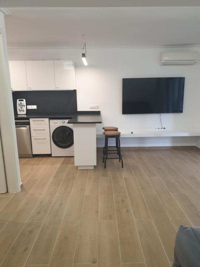 Newly Renovated Varkiza Beachside One Bedroom With Large Terrace * Ateny